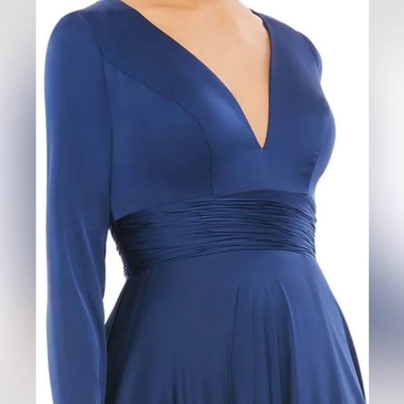 LONG SLEEVE RUCHED WAIST A-LINE GOWN - Picture 3 of 16